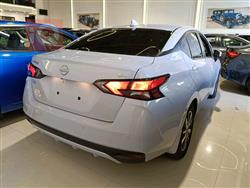 نيسان فيرسا